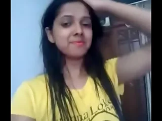 Desi girl playing pussy